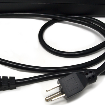 BK Technologies BKR0300 6-Bay SURPASS Multibay Desktop Charger