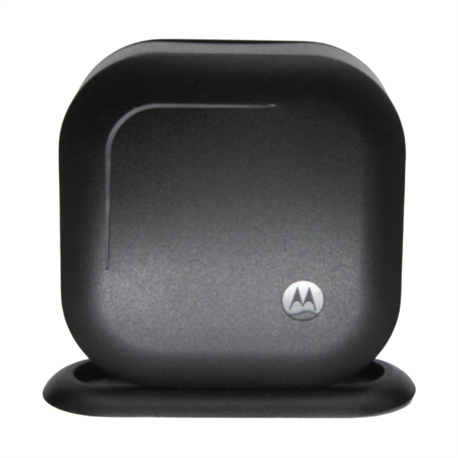 Front view of the Motorola DH300 1W 900MHz digital smart hub for Curve radio fleets.